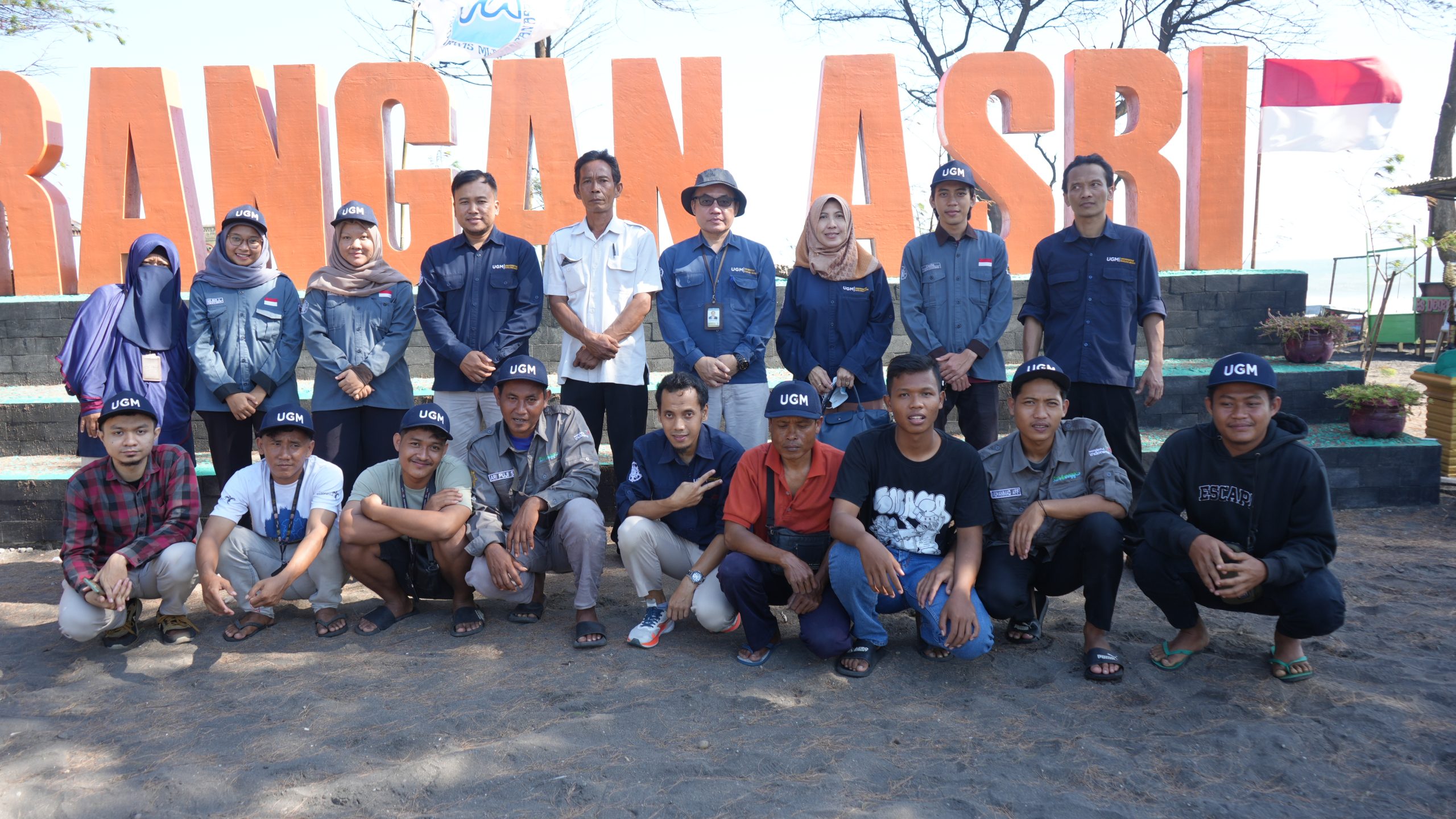 Dokumentasi kegiatan PLTS di Mlarangan Asri